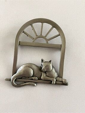 Vintage JJ Jonette Cat In The Window Brooch